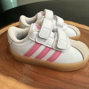 Adidas Kids White Sneakers with Pink Stripes